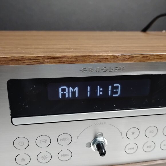 Crosley Fleetwood Speaker Radio Cd Player In Walnut (Bluetooth, Radio, CD) - Picture 10 of 15